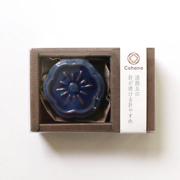 Cohana Awaji Kawara Magnetic Needle Rest + Needle Polisher