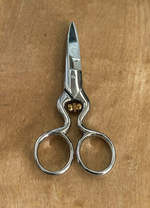 Gingher Buttonhole Scissors - 4.5"