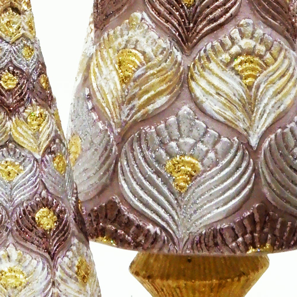 Zanzivar Cone Tree (Praline Glow)