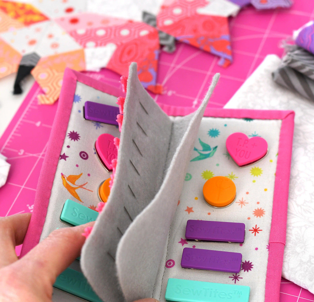 SewTites Hold Tite Folio - Hardware + Pattern Kit