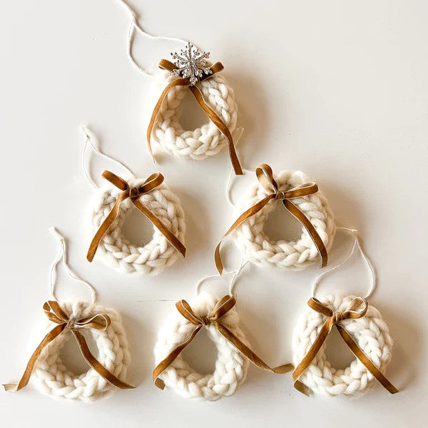 Wooly Wreath Ornament Kit - Champagne