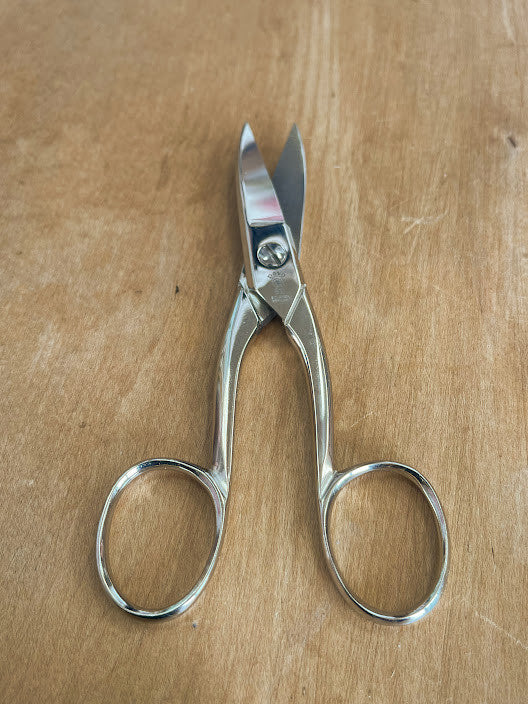 Dovo Weaver Scissors - 5"_detail