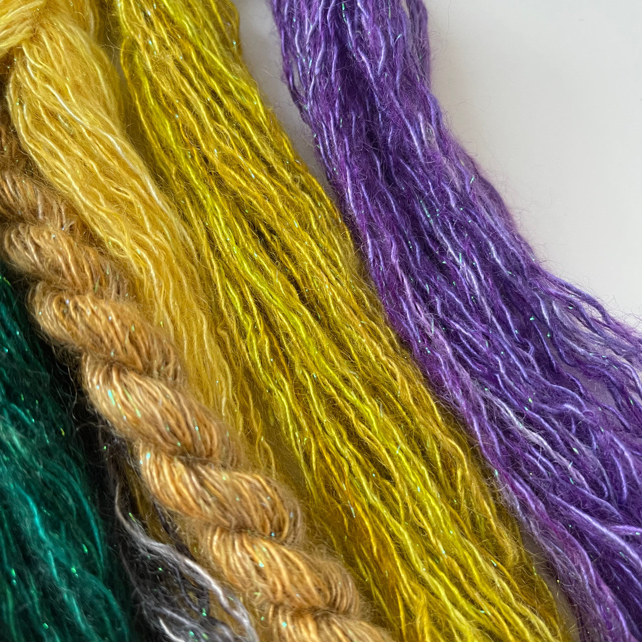 The Thread Gatherer - Aurora AUR