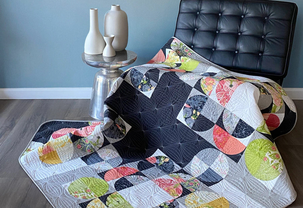 Partial Eclipse Quilt Pattern by Robin Pickens