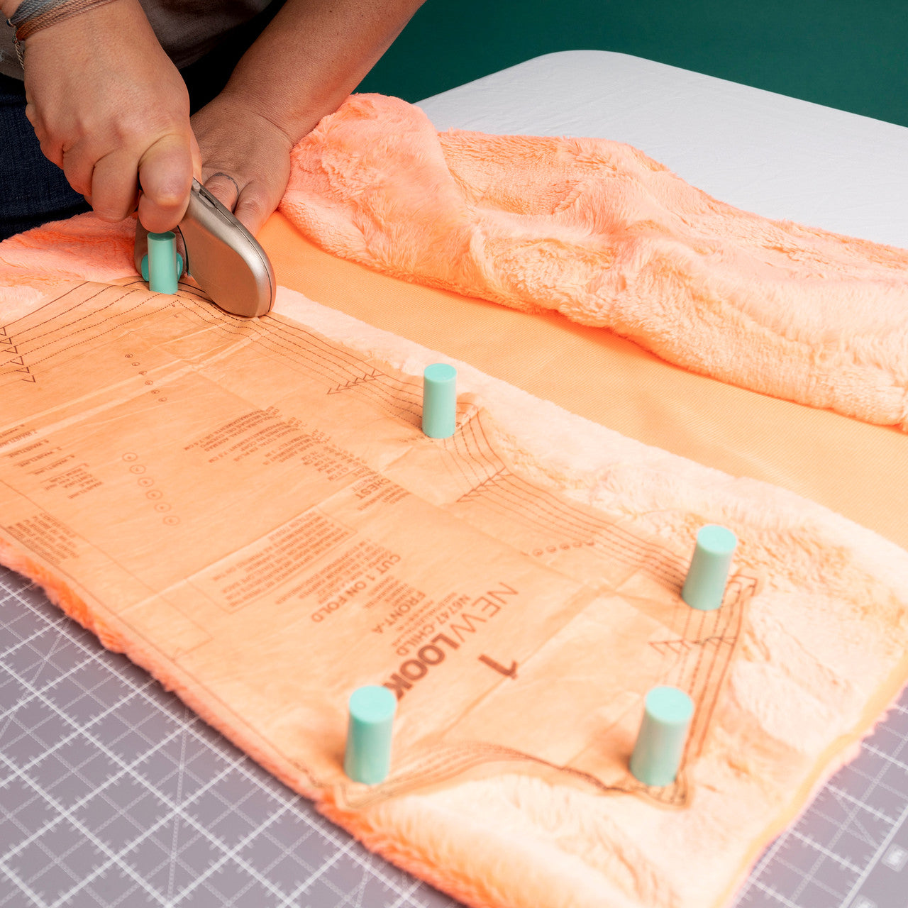 Sew Magnetic Cutting System