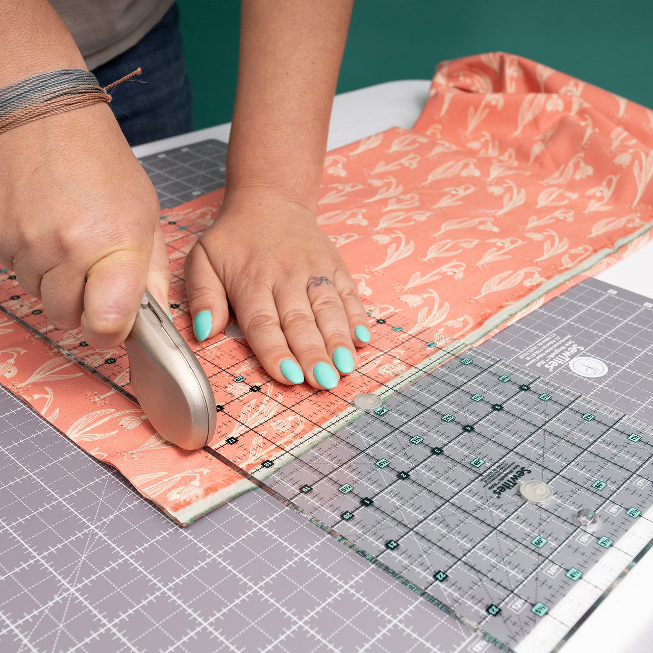 Sew Magnetic Cutting System