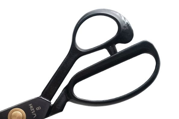 LDH 8" Midnight Fabric Shears - Painted Handle_detail2
